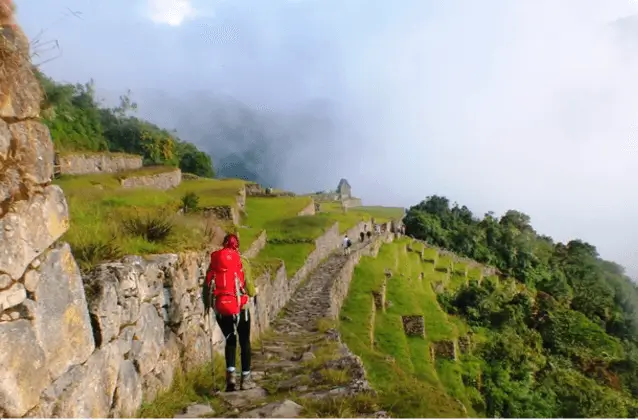 inca trail to machu picchu trekking